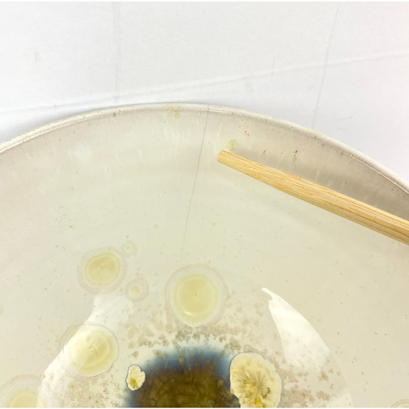 White Porcelain Crystalline Glazed 5.5in Bowl Hand Thrown - Picture 6 of 8